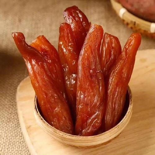 不过,小时候吃地瓜干,不小心咬崩牙的经历也是有的